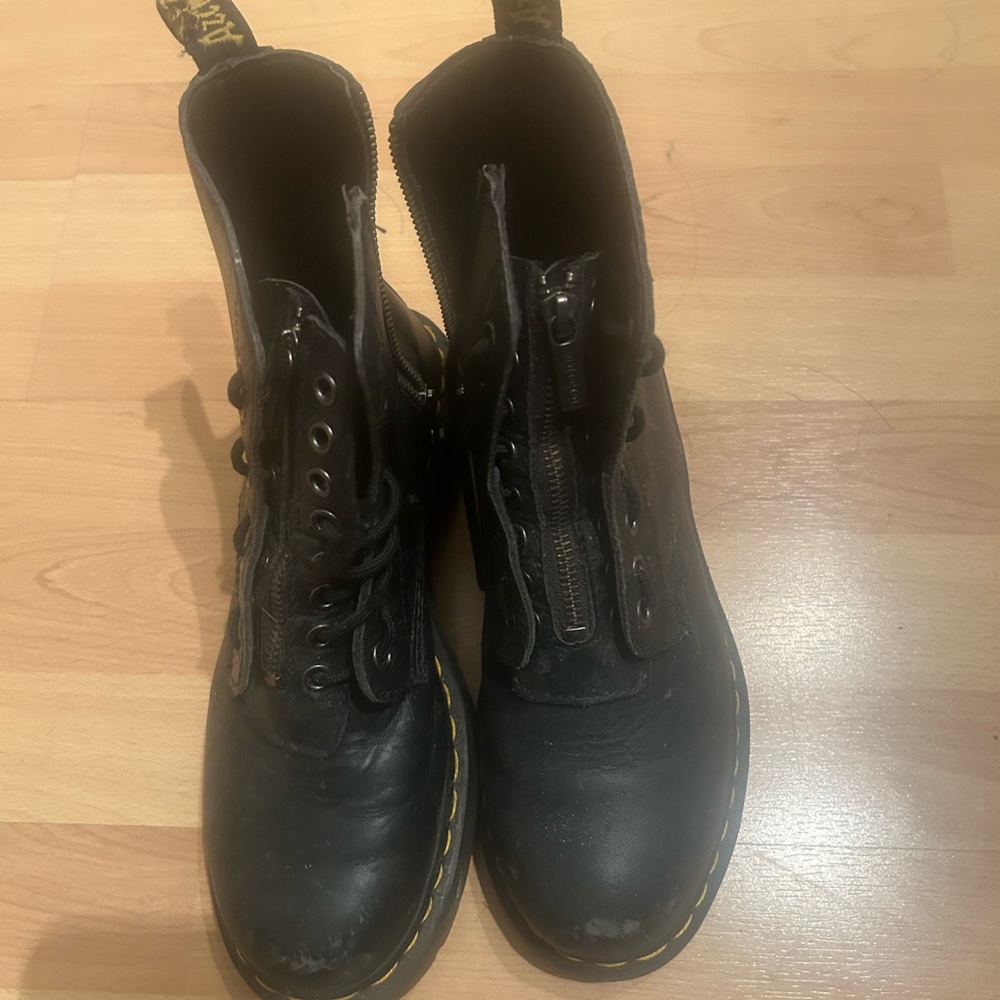 Doc marten boots